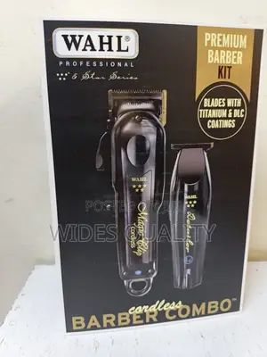 Wahl 5-Star Cordless Shaving Machine Barber Combo Kit.
