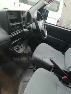 Daihatsu HIJET 2018 White