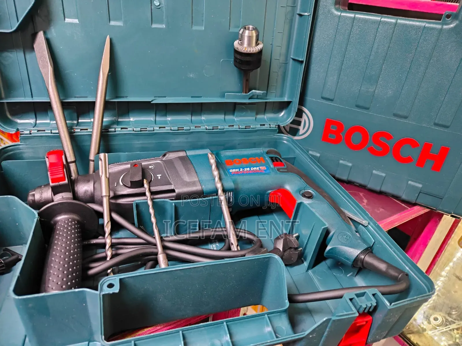 Bosch Electric Rotary Hammer Drill/800w Rotary Hammer