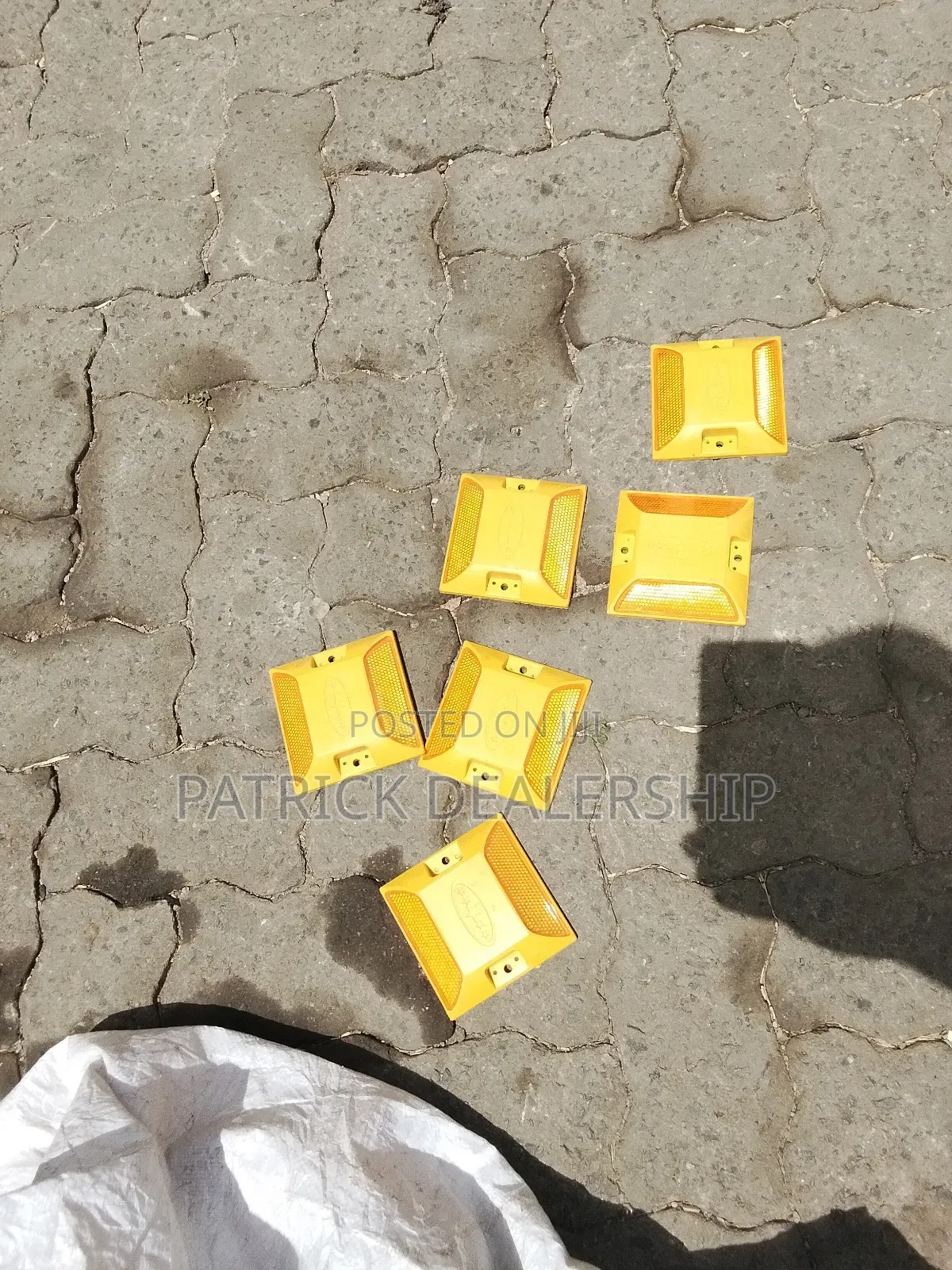 Pavement Makers Road Studs