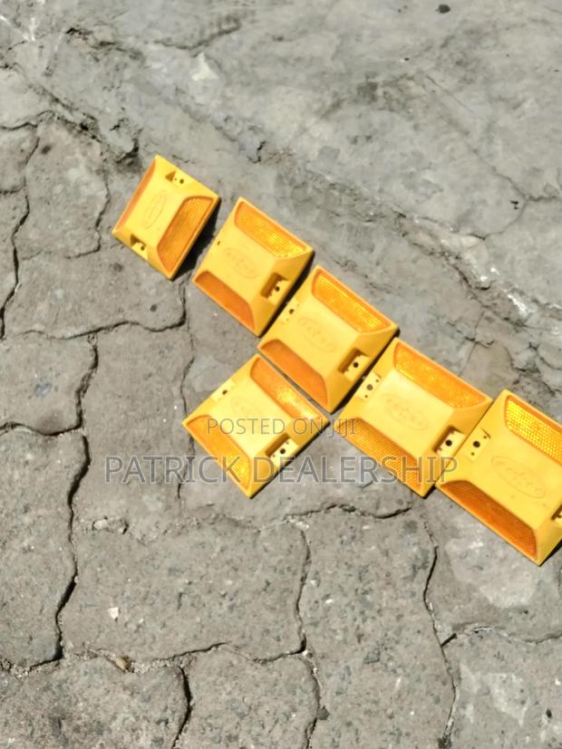 Reflective Road Studs - thumbnail 3