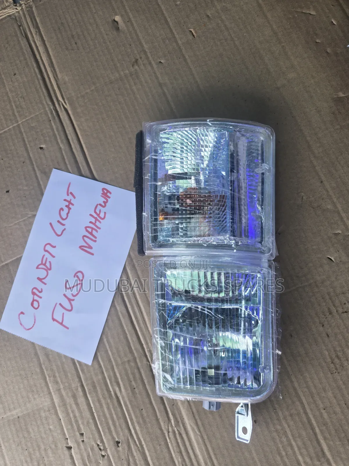 Mitsubishi Fuso Mahewa Corner Light