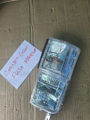 Mitsubishi Fuso Mahewa Corner Light
