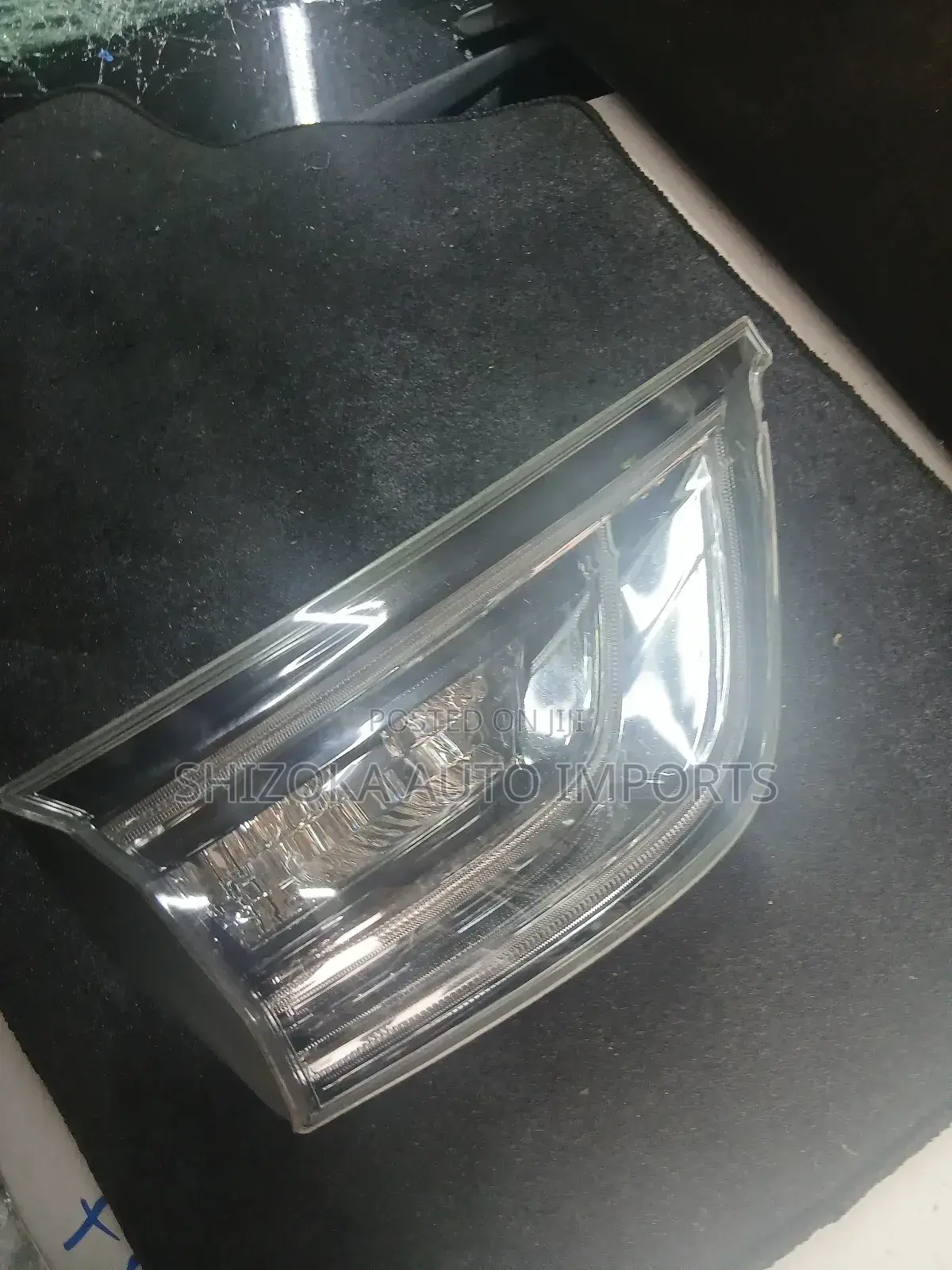 Toyota Harrier Xu60 Right Tail Light (2014–2020)
