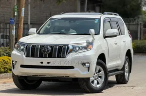 Toyota Land Cruiser Prado 2019 White
