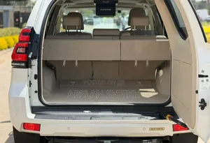 Toyota Land Cruiser Prado 2019 White