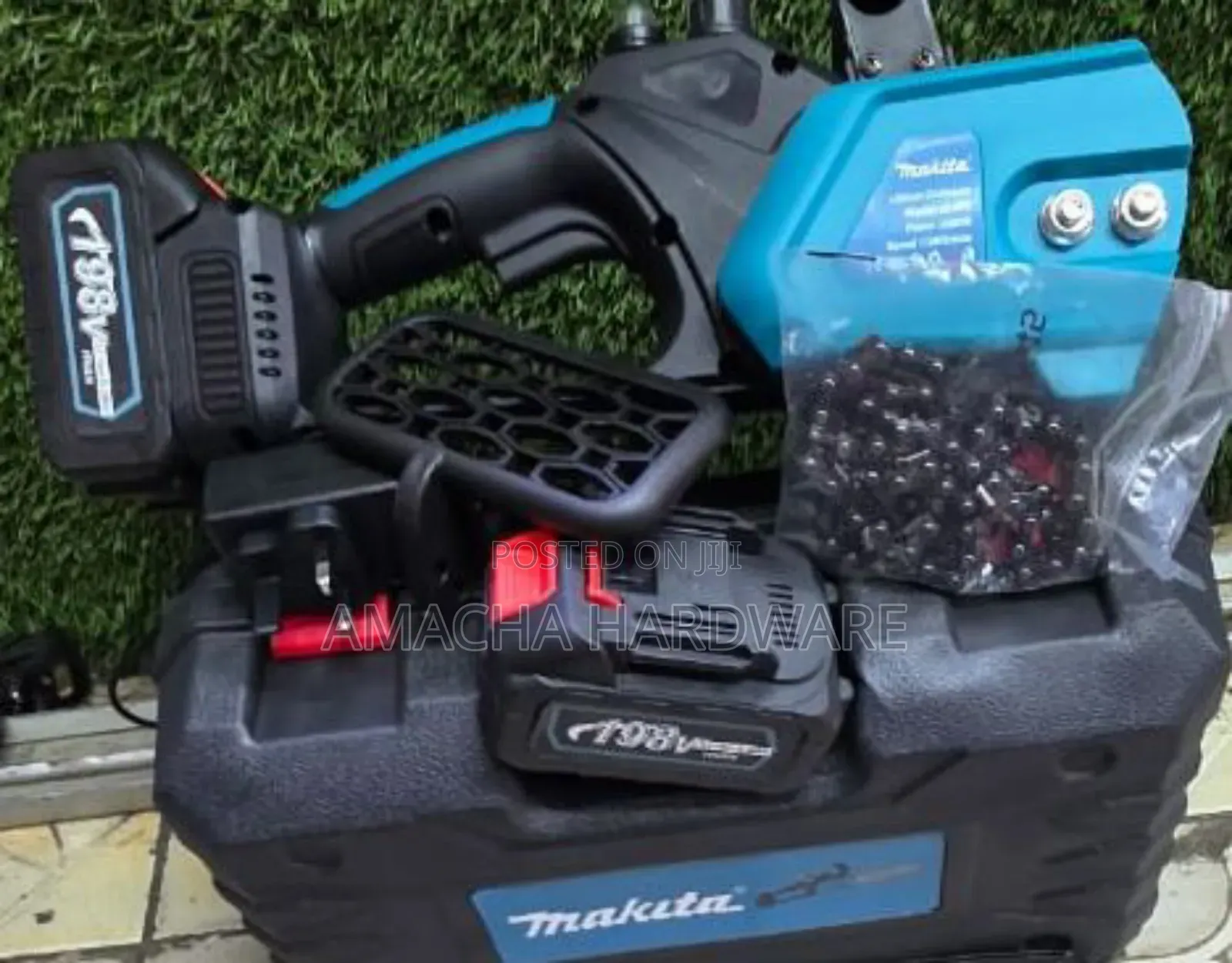 Makita Cordless Chainsaw 12"