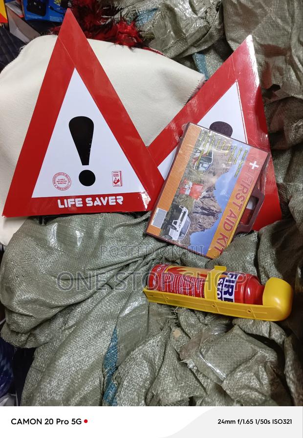 3in1 Generic Roadside Emergency Safety Kit - main view