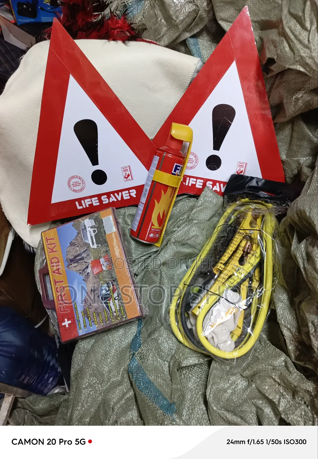 4x Items Road Warning Sign Emergency Safety Kit