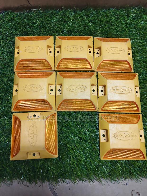 Reflective Plastic Road Studs - thumbnail 3