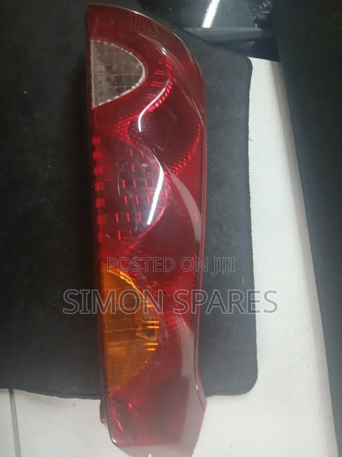 Nissan Note E11 Left Tail Light (2007–2012)