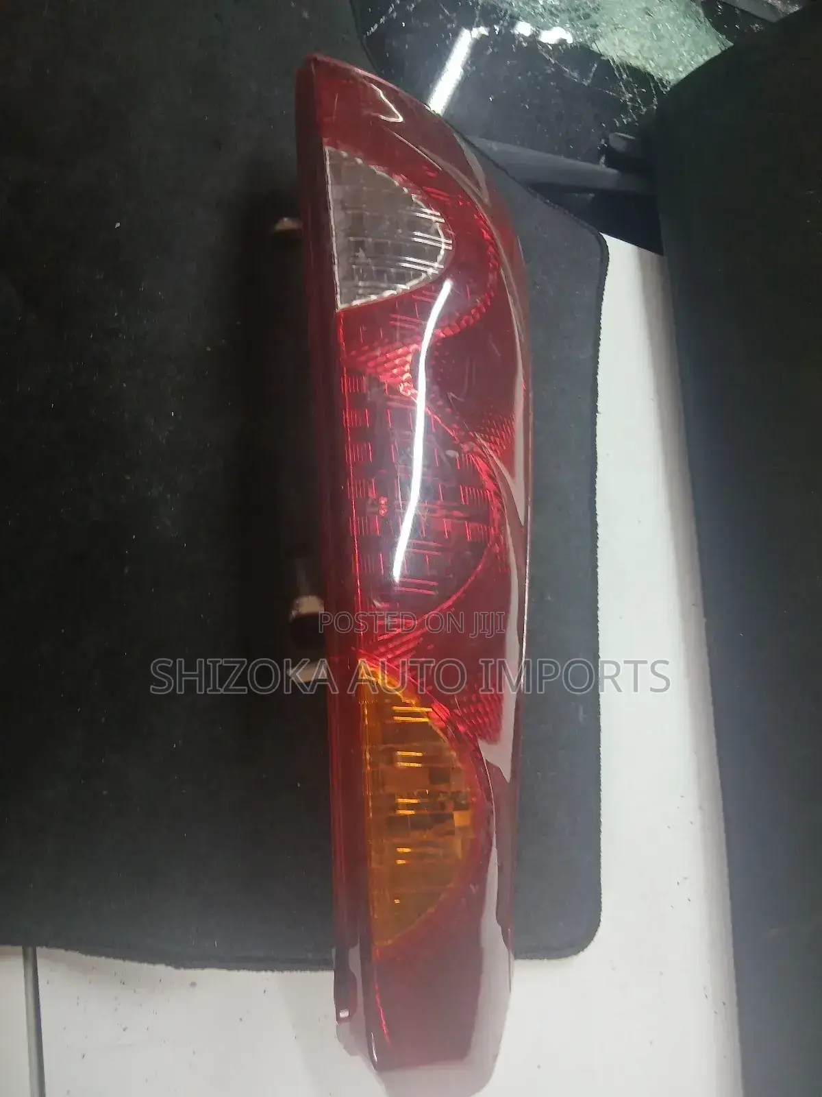 Nissan Note E11 Left Tail Light (2007–2012)