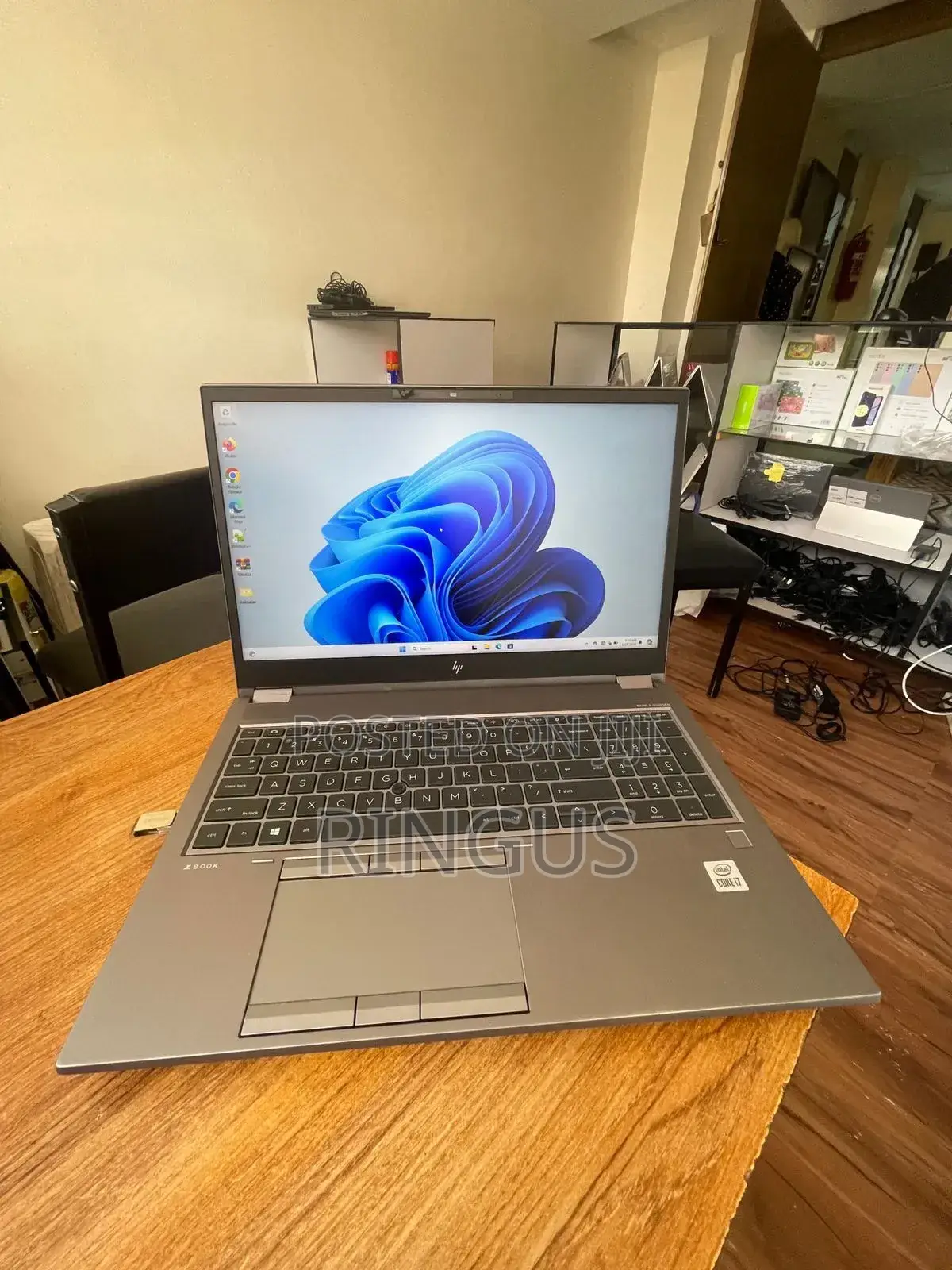 Laptop HP Zbook Fury 15 G7 16GB Intel Core i7 SSD 512GB