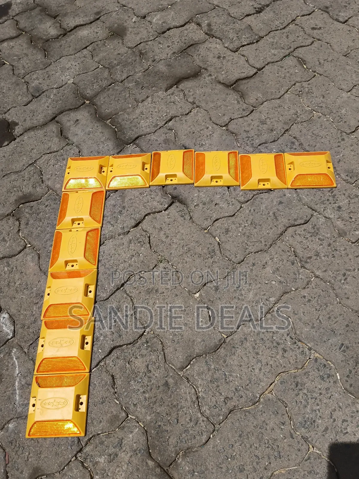 Safety Studs