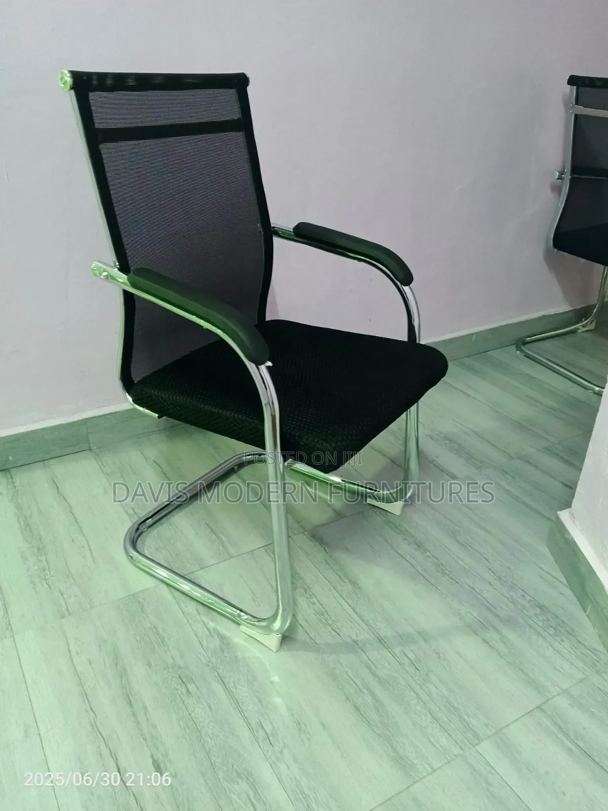 Wetting Chairs in Offices