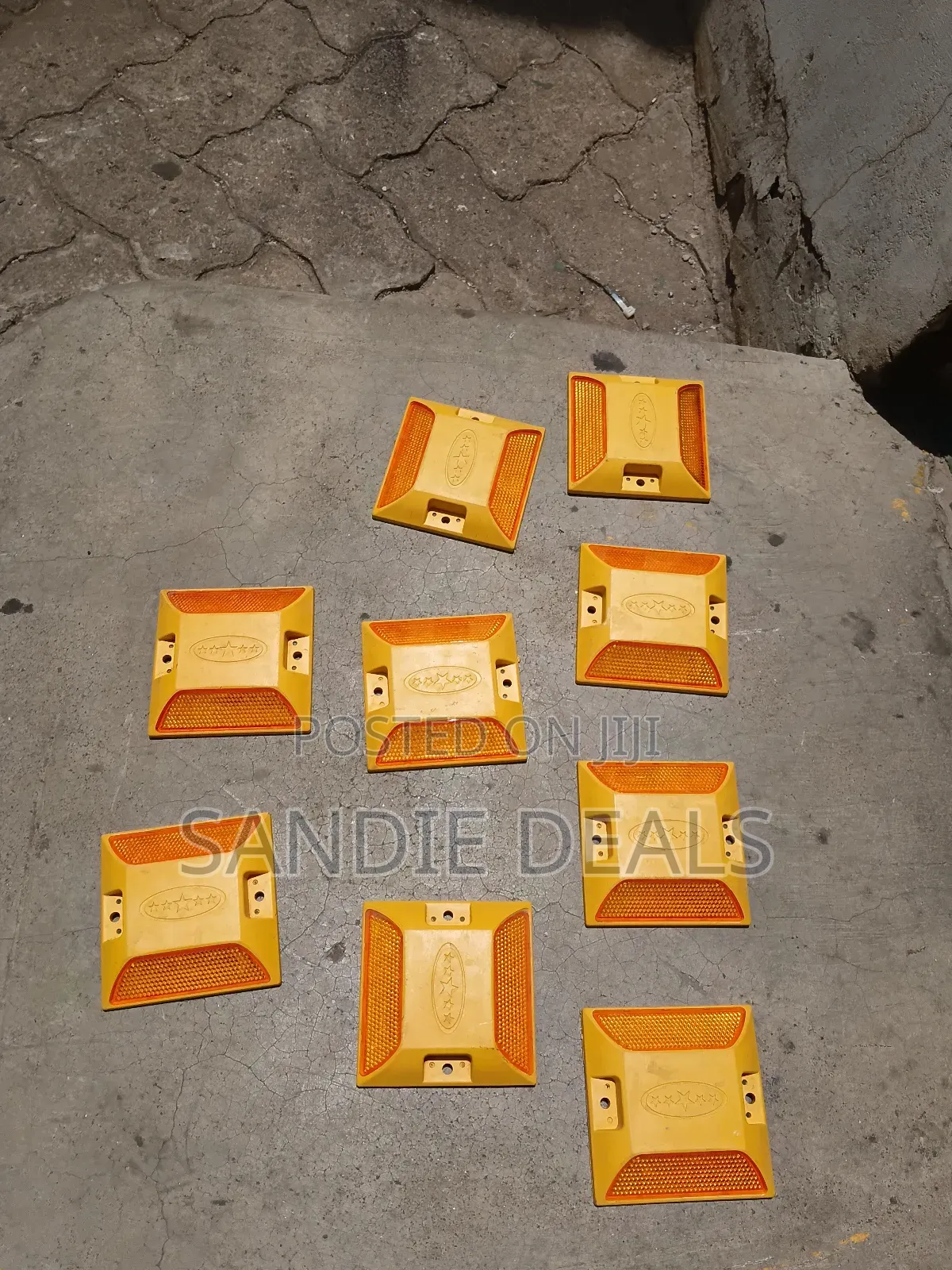 Safety Stud Reflactors