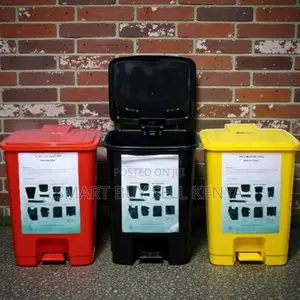Large Capacity 30l Step Bin With Non-Slip Bottom Easy to Disinfect