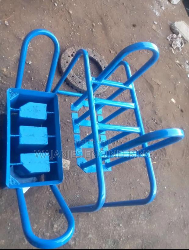 Interlocking Hollow Block - main view