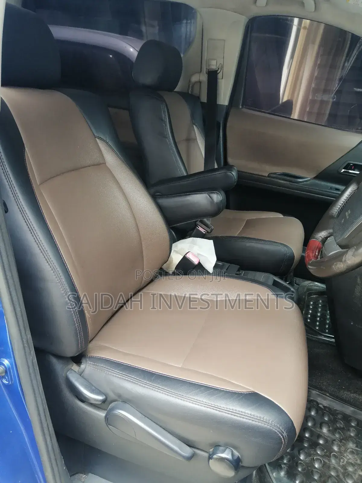 Toyota Alphard 2.4 Petrol FWD 2009 Blue