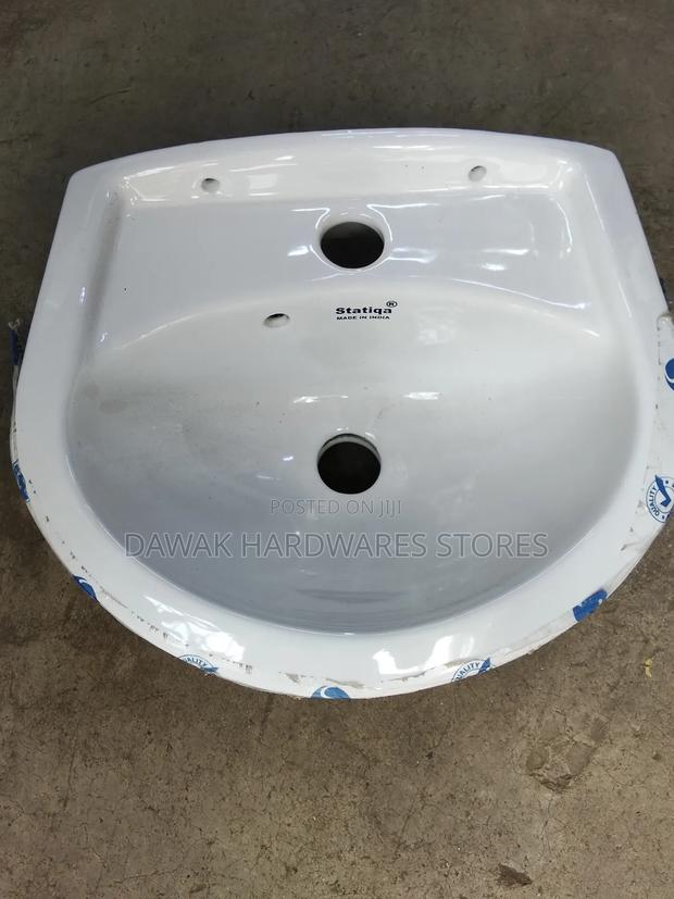 Small Ceramic Wash Basin - thumbnail 2