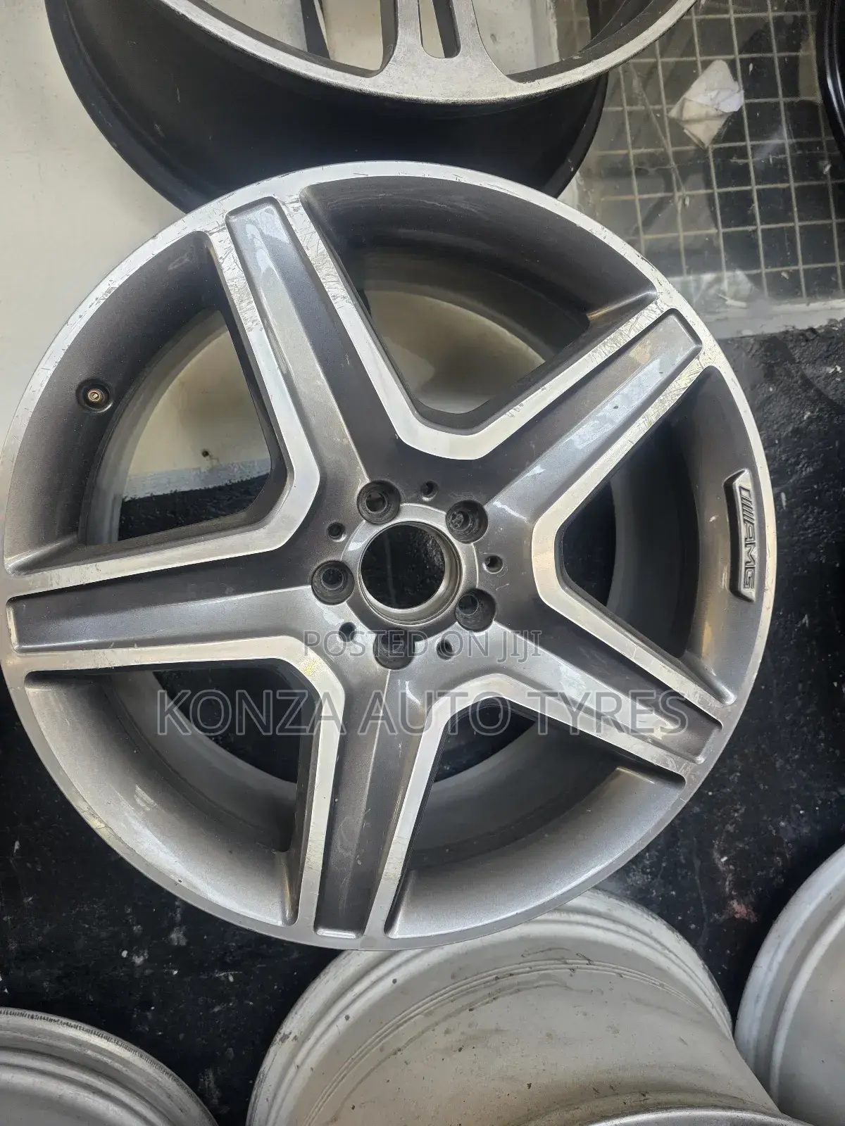 Mercedes Rims Size 21