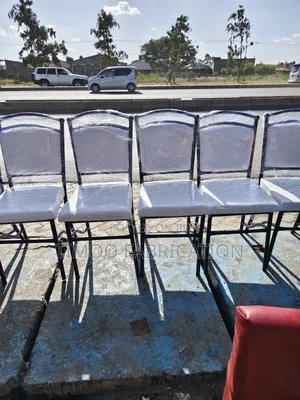 Restaurants Seats With Balls