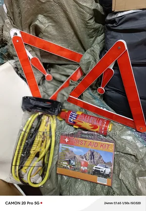 4x Auto Safety And Roadside Emergency Kit