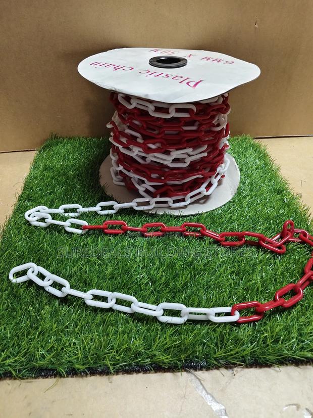 Reflective Safety  Plastic Barrier Chain   6mm - thumbnail 3