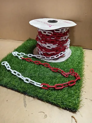 Red And White Plastic Barrier Chain, 6mm