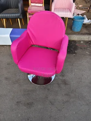 Styling Hydraulic Pump Seats, Pink.