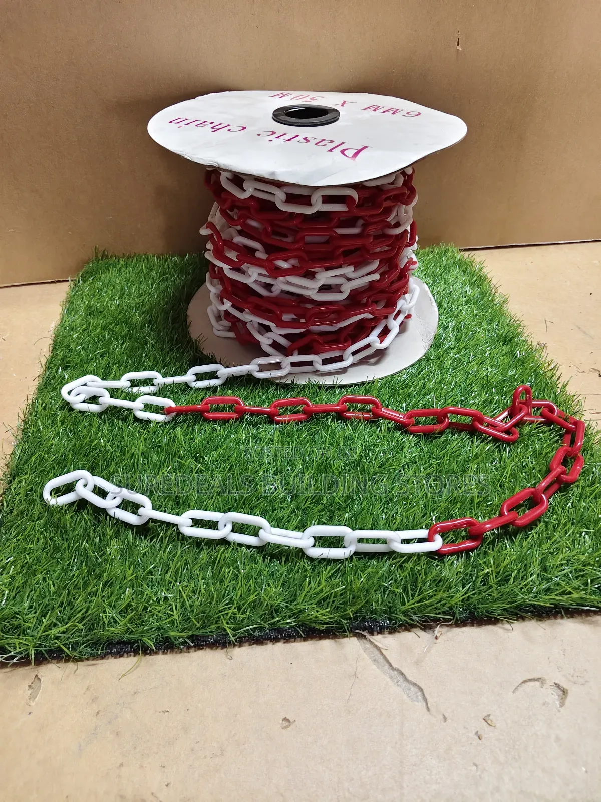 High Visibility Plastic Chain  6mm
