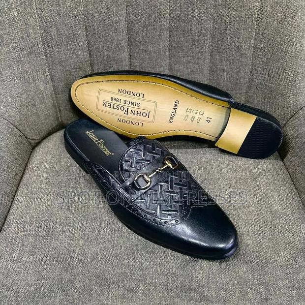 Original Half-shoes For Men Available In Sizes 39-44  + Free Delivery
