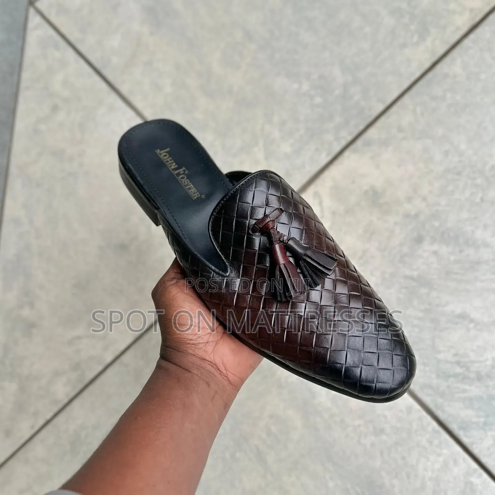 Original Half-shoes For Men Available In Sizes 39-44  + Free Delivery