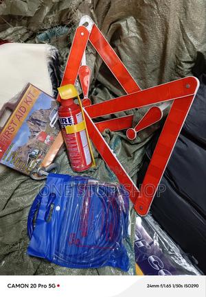 4in1 Car Beakdown Combination First Aid Kit With Tow Rope - thumbnail 2