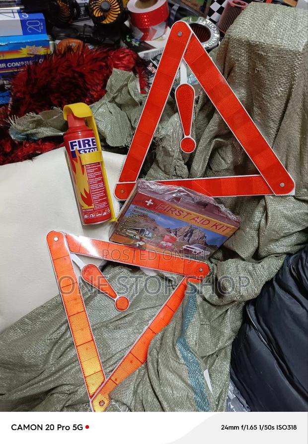 3x Car Breakdown Road Safety Warning Triangle Tool Set - main view