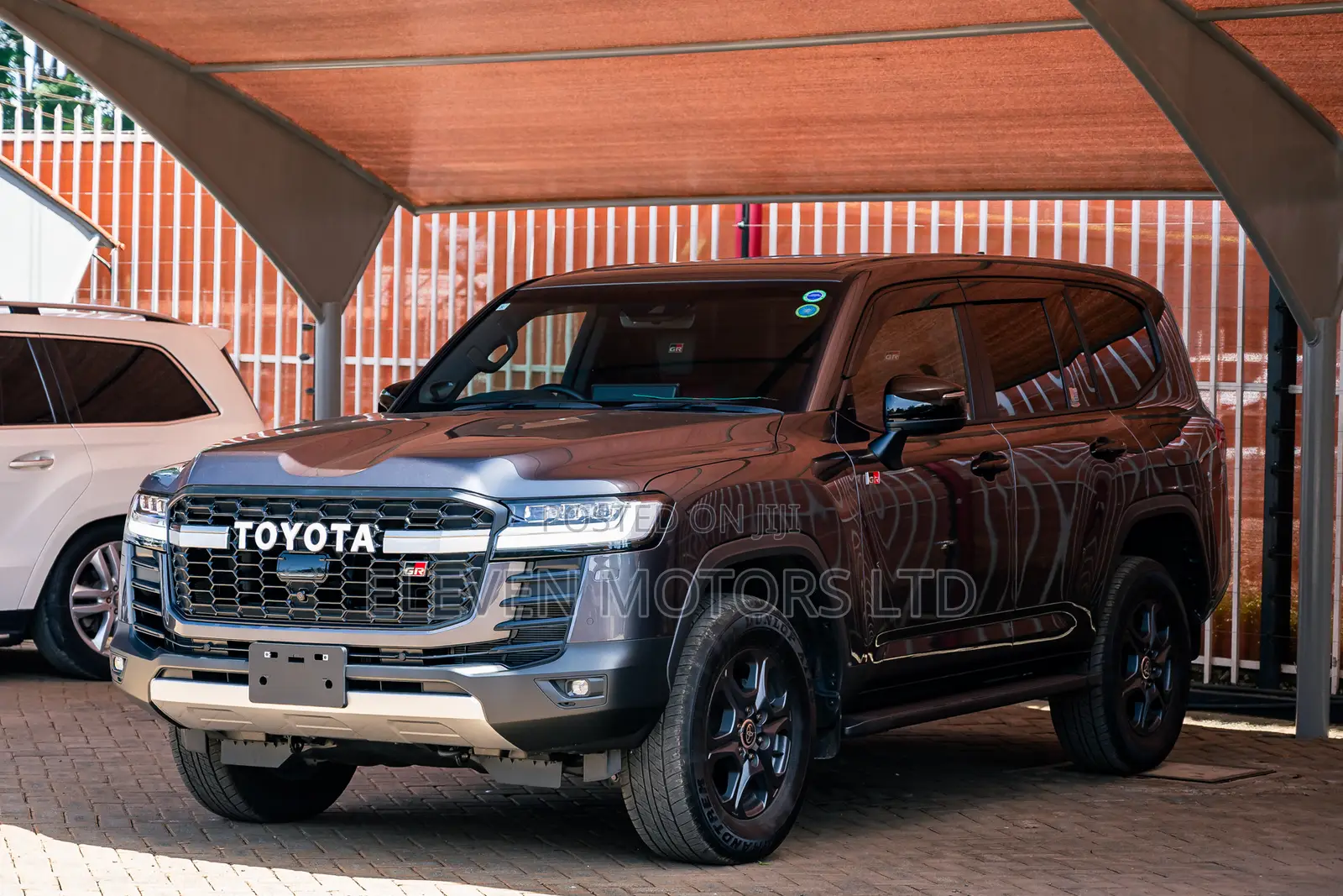 Toyota Land Cruiser Prado 2023 Black