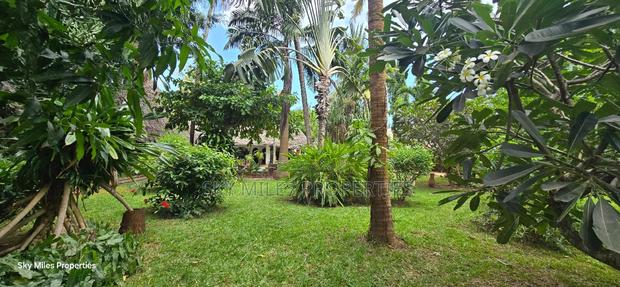 Furnished 3bdrm Villa in La-Marina, Mtwapa for sale - thumbnail 7