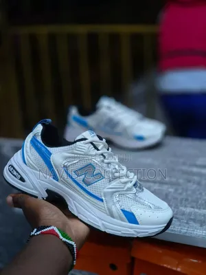 New Balance 530