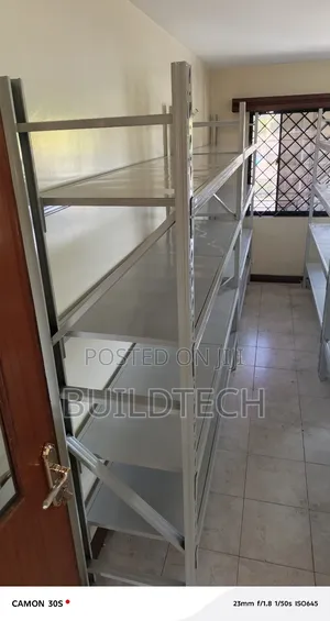 0.6m
• Light Duty Steel Shelves 2m×2m×0.6m
