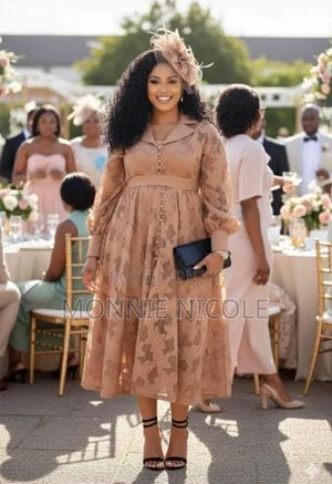 Elegant Lace Dress - thumbnail 2