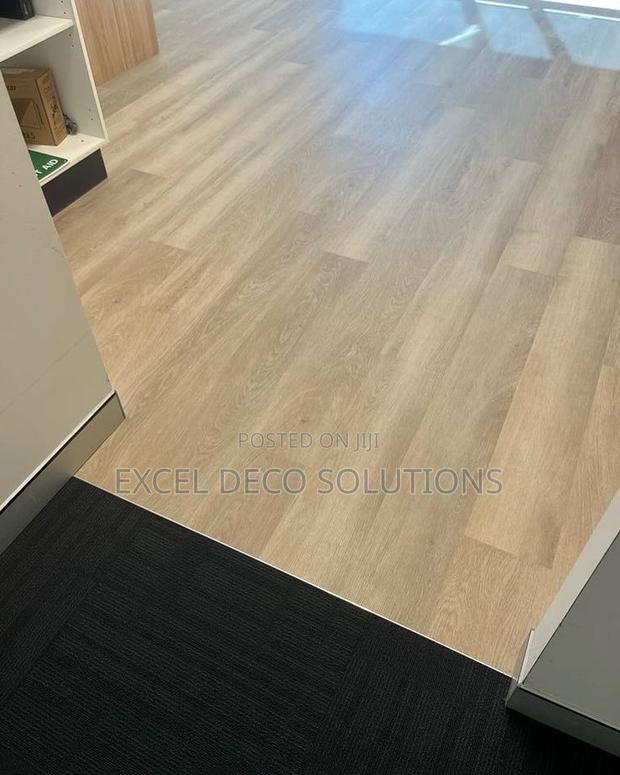 Laminate Flooring for Office Use – Per Sq Meter