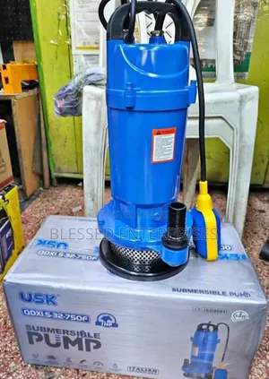 32m Usk Submersible Water Pump/Submersible Pump 32m