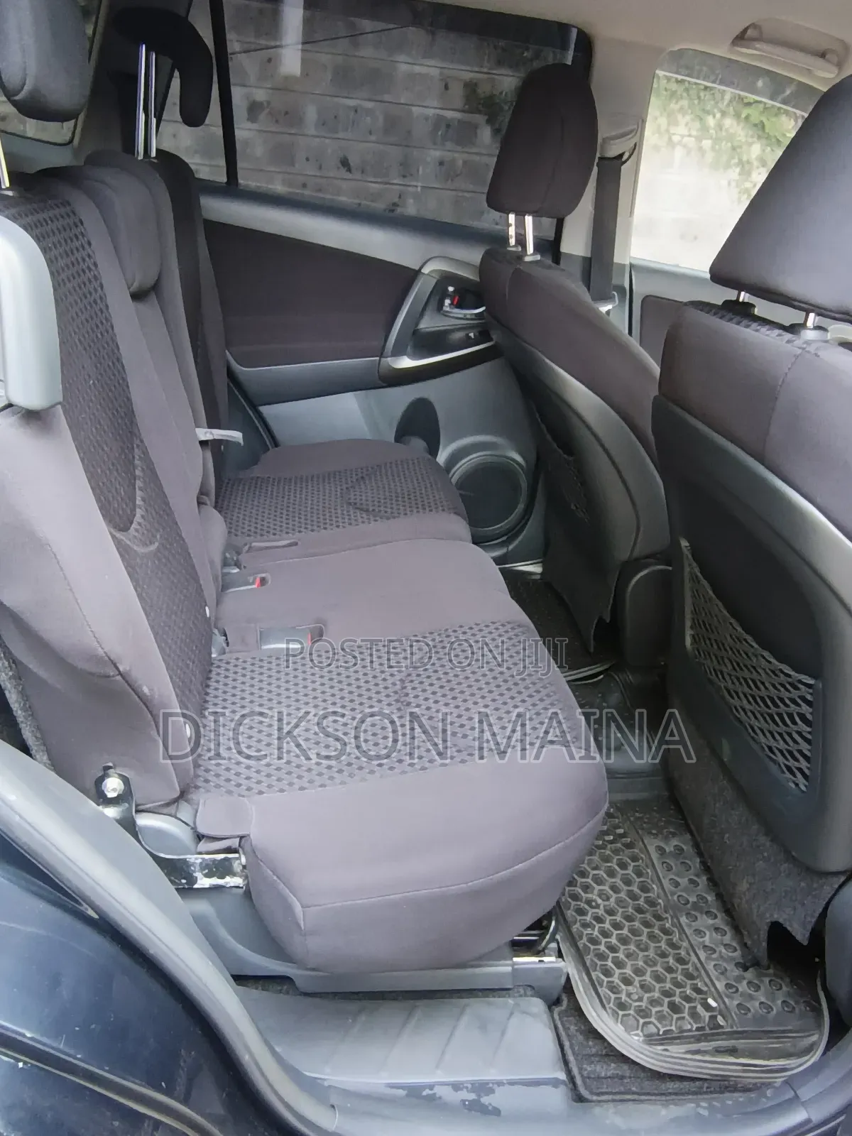 Toyota Vanguard 2010 Gray