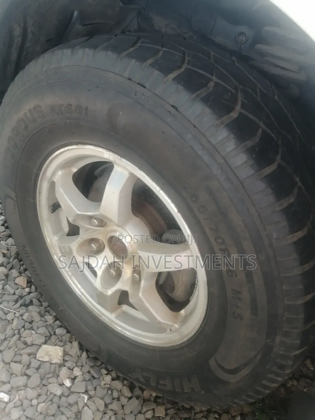 Mitsubishi Pajero 2001 White