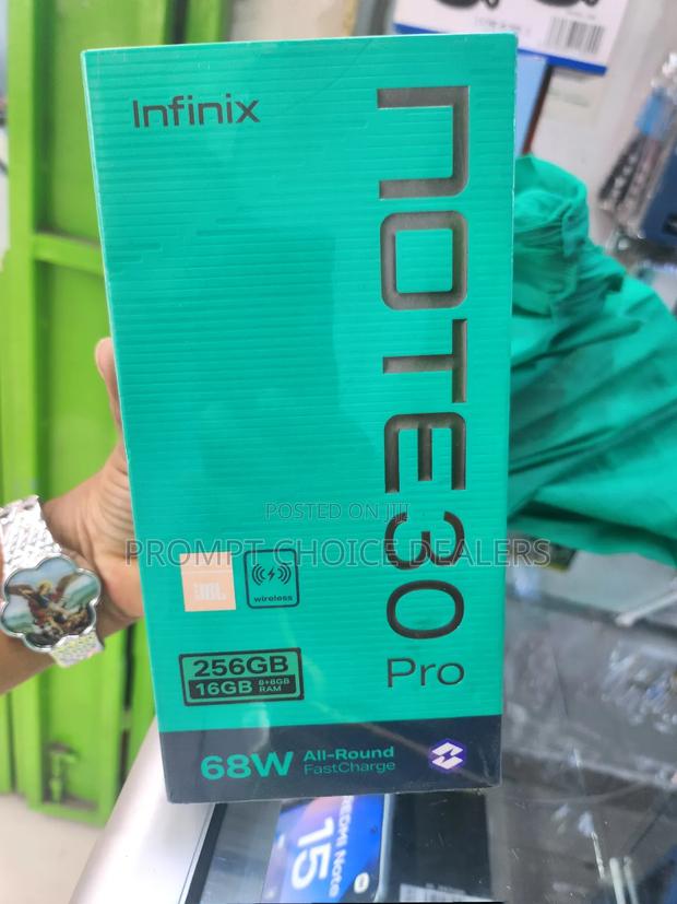 New Infinix Note 30 Pro 256 GB Black - thumbnail 3