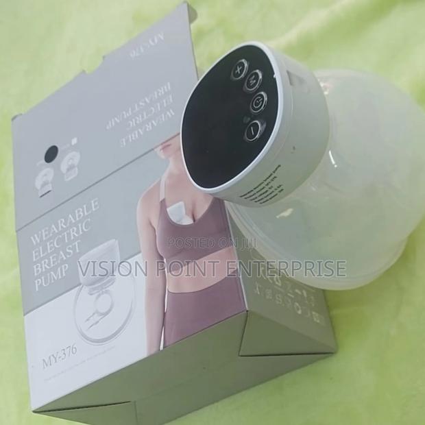 Single Wearable Breast Pump - main view