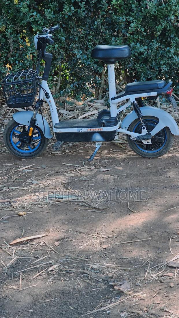 Motorcycle 2025 White