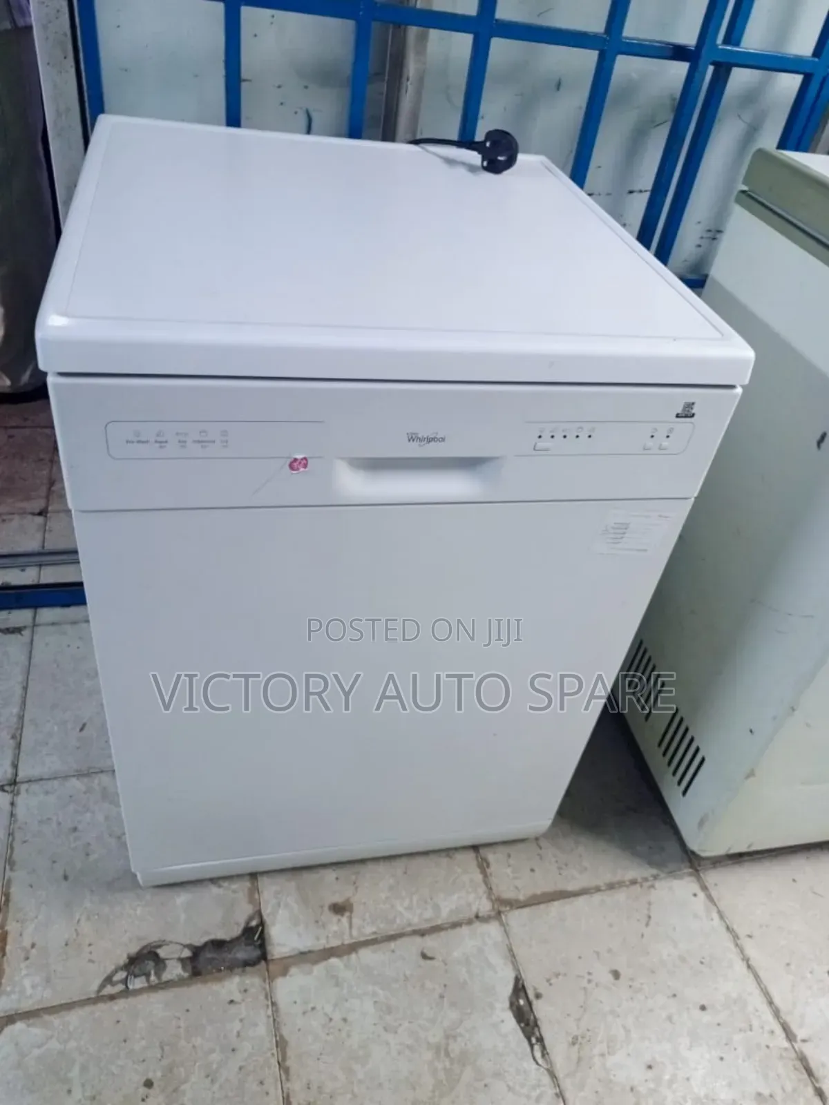 Whirlpool Dishwasher