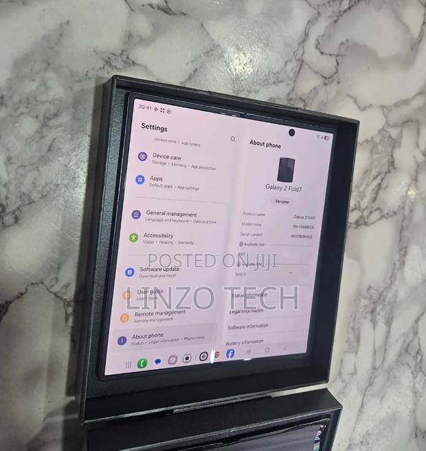 New Samsung Galaxy Z Fold7 256 GB Black - thumbnail 3