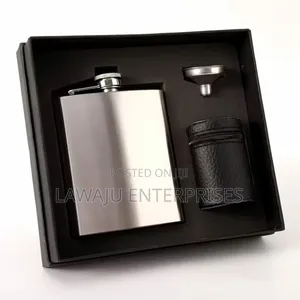 Whiskey Flask/Gift Set